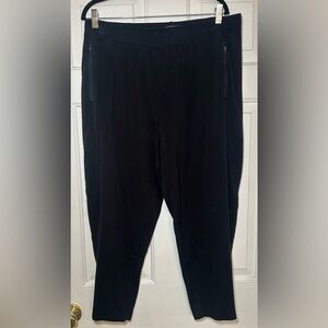Eileen Fisher L Black Crop Pants Womens Zip Pockets Pull-on Tencel Stretch Knit.